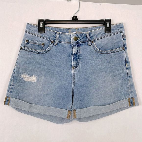 Boden Pants - Boden Light Wash Distressed Mid Rise Rolled Cuff Denim/Jean Shorts. Size 6.